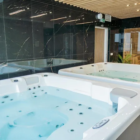Baltyk 311 - Baseny, Wellness & Spa, Parking, 500m Od Plazy Jastrzębia Góra